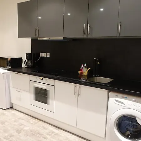 Paris 28m2 With Private Garden Arcueil
